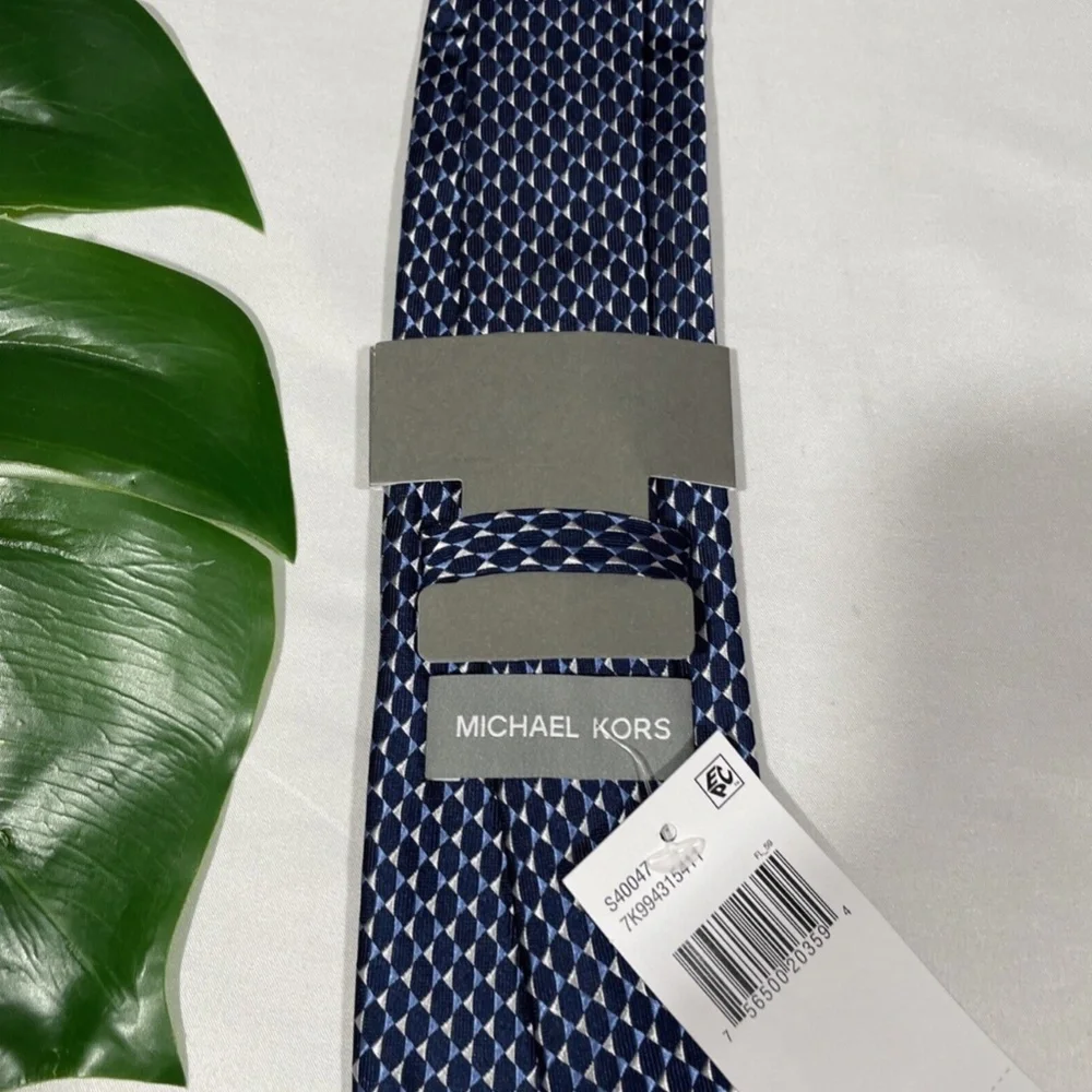 NWT $70 Michael Kors‎ [Mens Tie ] Mirrored Circles Tie in Blue/ Silver